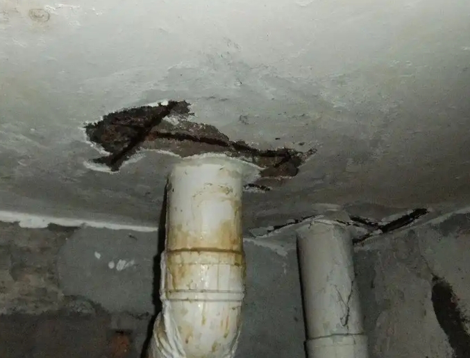 原阳卫生间漏水维修公司浅析原阳卫生间渗水维修的方法